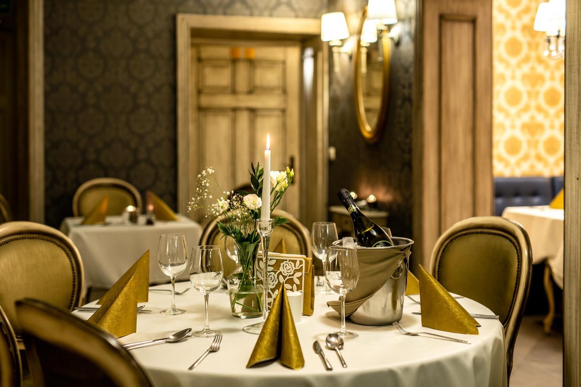 Berberys Park Hotel Kazimierz Dolny Luaran gambar