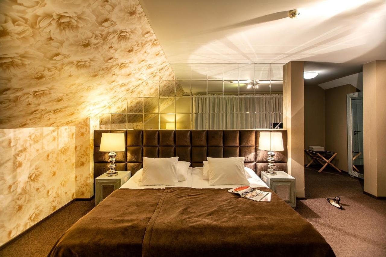 Berberys Park Hotel Kazimierz Dolny Luaran gambar
