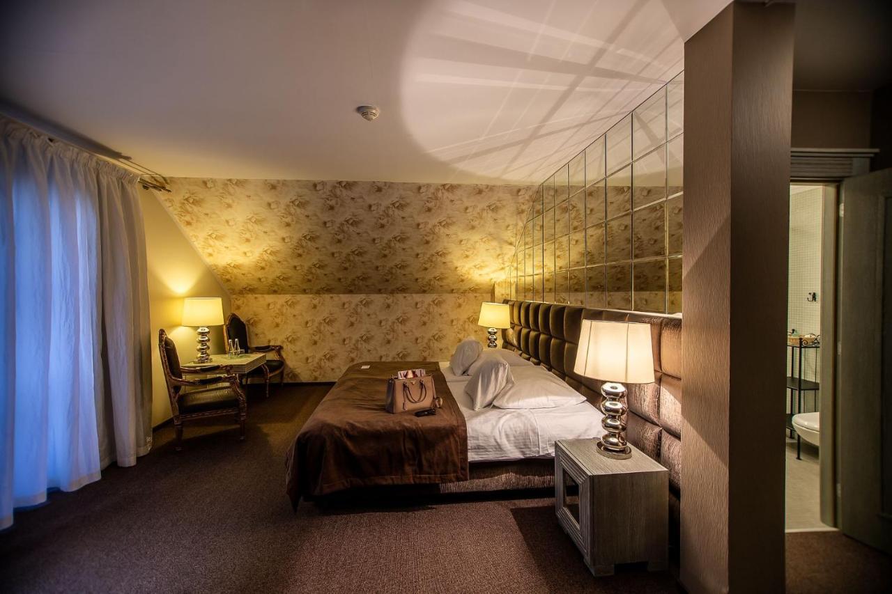 Berberys Park Hotel Kazimierz Dolny Luaran gambar
